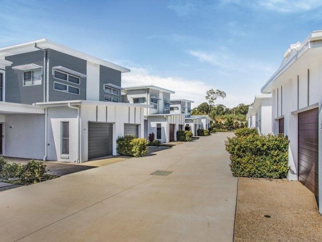Townhouse for rent in Gladstone, Queensland