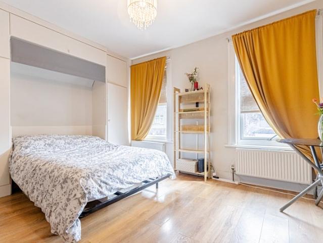 Studio for rent in Greater London