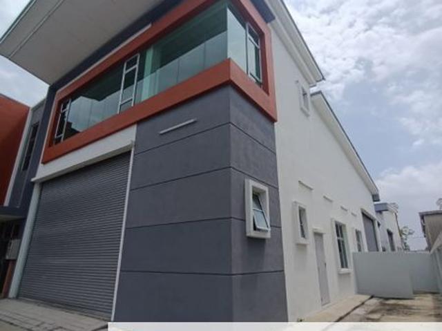 Warehouse for sale in Malaka