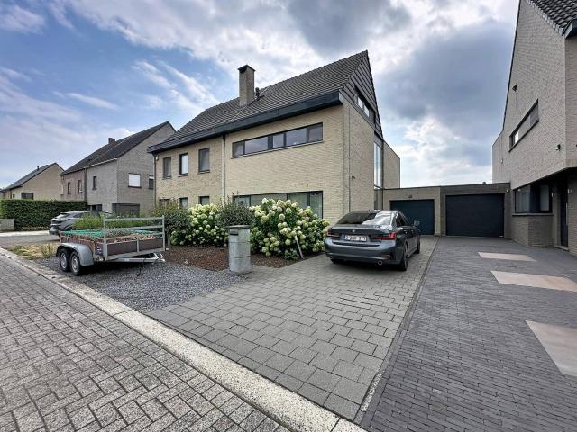 Maison location à oorspronkelijke gemeente Tisselt, Willebroek