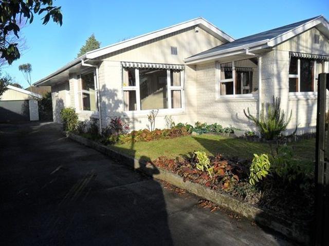 House for rent in Chaslands, Canterbury
