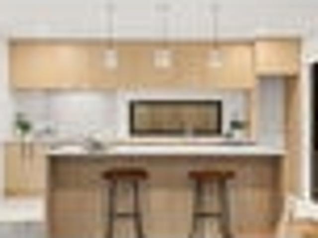 Townhouse for sale in Addington, Canterbury