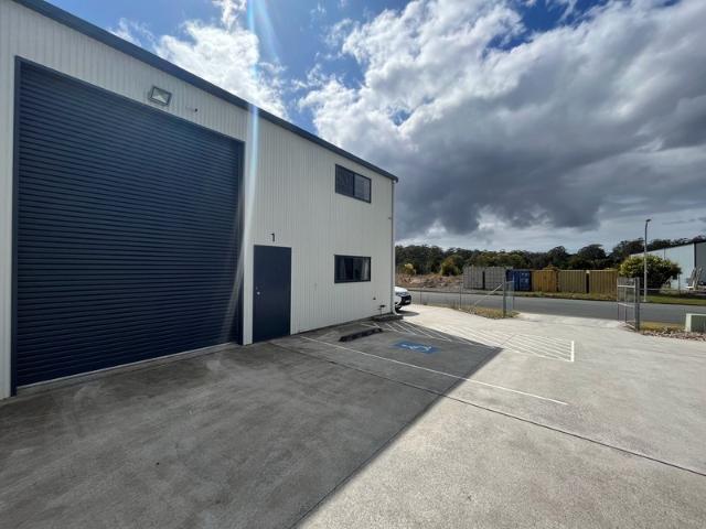 Warehouse for rent in Bagnoo, New South Wales