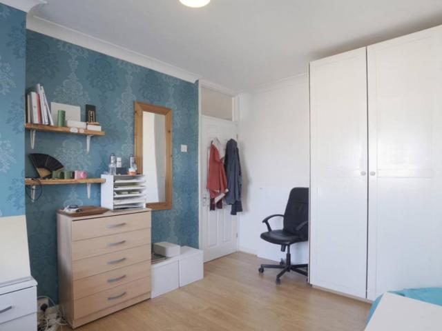 Room for rent in Haggerston, Greater London