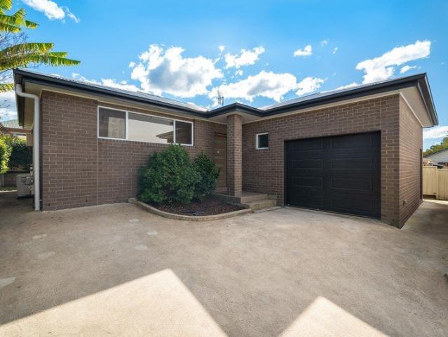 Townhouse for rent in Ambergate, New South Wales