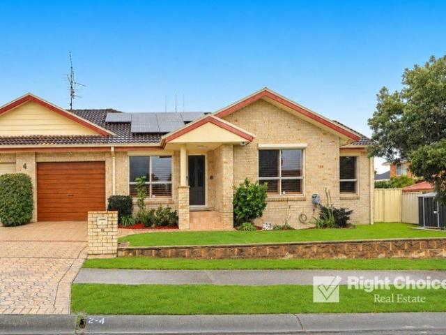 Villa for sale in Flinders, New South Wales