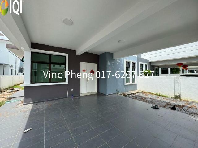 House for rent in Malaka