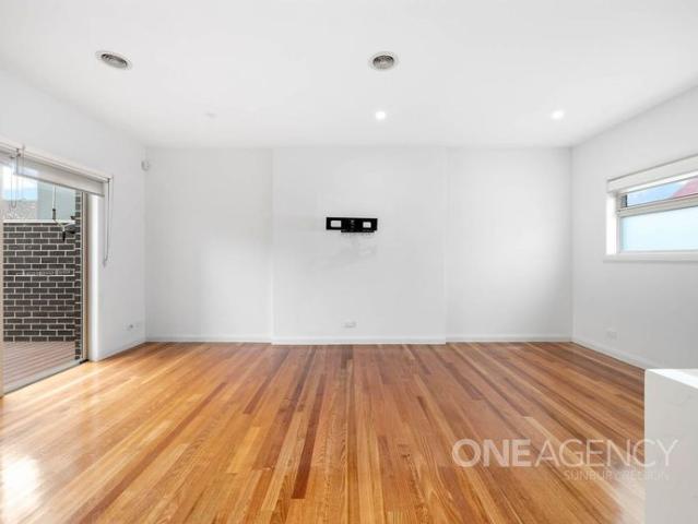 House for rent in Strathmore, Melbourne