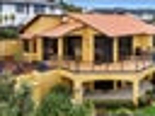 House for sale in Britannia Heights