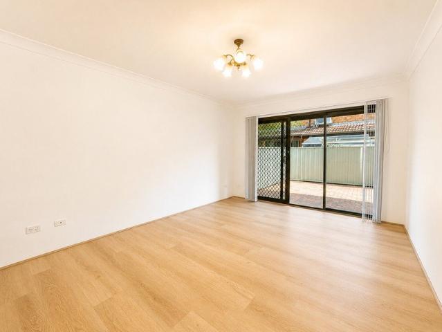 Townhouse for rent in Sydney, New South Wales