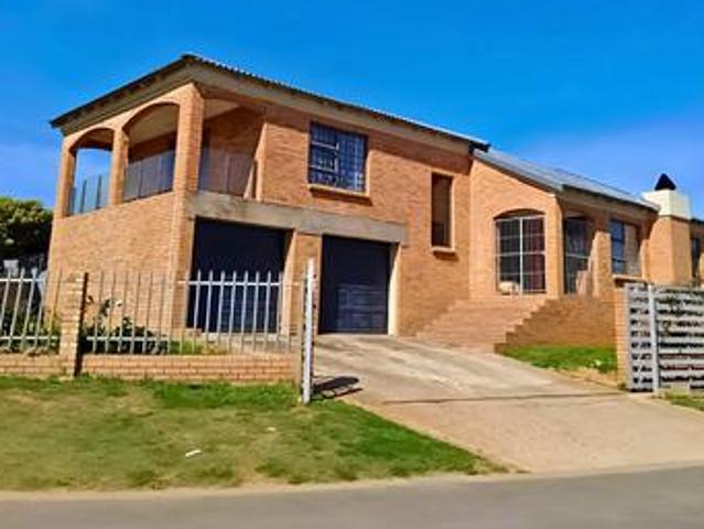 House for sale in Groot Brak Rivier, Western Cape