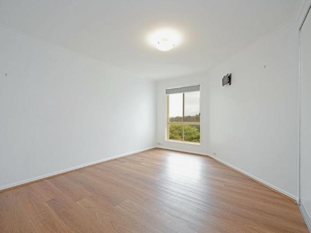 Townhouse for rent in Karabar, Queanbeyan
