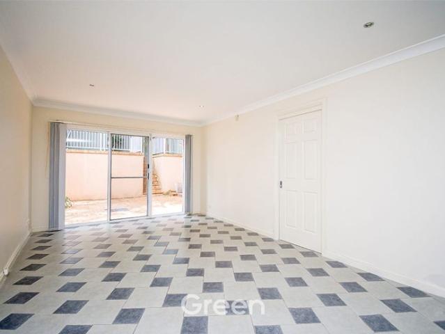 Townhouse for rent in Sydney, New South Wales