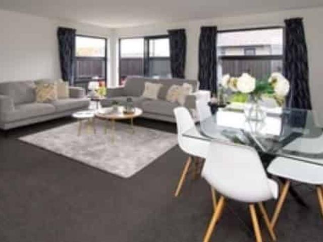 Townhouse for rent in Heathcote, Canterbury