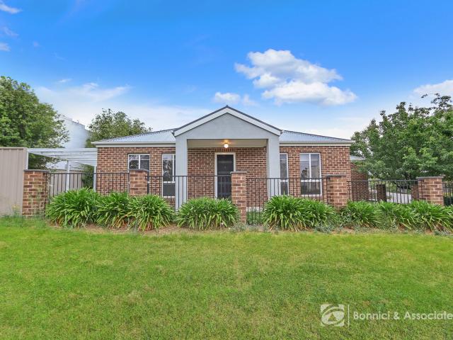 Apartment for sale in Lavington, New South Wales
