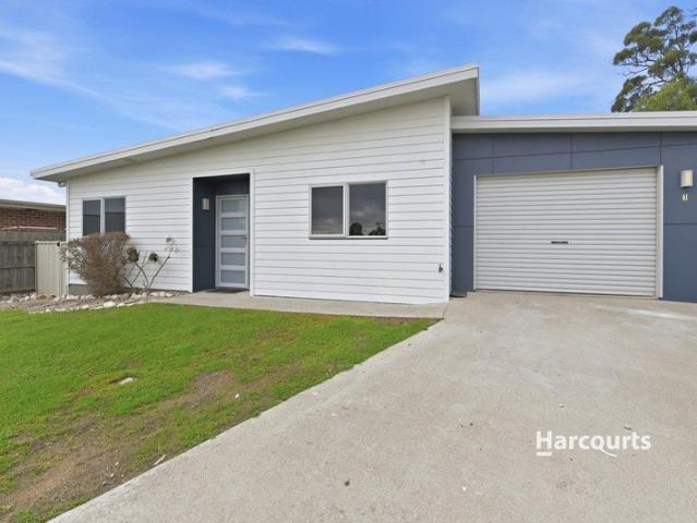 Apartment for sale in Ulverstone, Tasmania