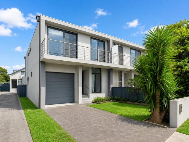 Townhouse for rent in Sydney, New South Wales