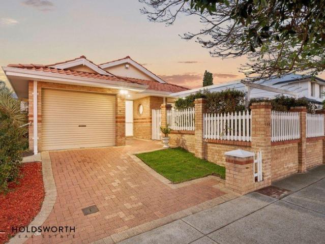 Villa for sale in Stirling, Western Australia