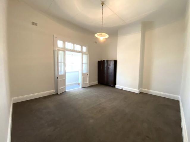Granny Flat for rent in Sydney, New South Wales