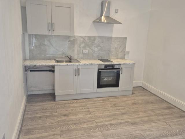 Studio for rent in Haddon, East Midlands