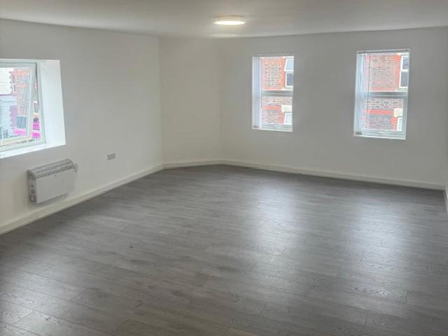 Studio for rent in Cabbage Hall, Calderstones