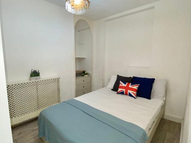 Studio for rent in Alperton, Greater London
