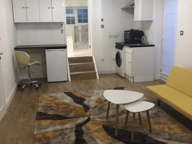 Studio for rent in London Borough of Hounslow, Greater London