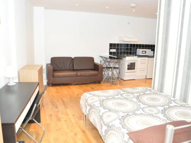 House for rent in Limehouse, Greater London