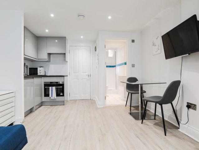 Studio for rent in City of Westminster, Greater London