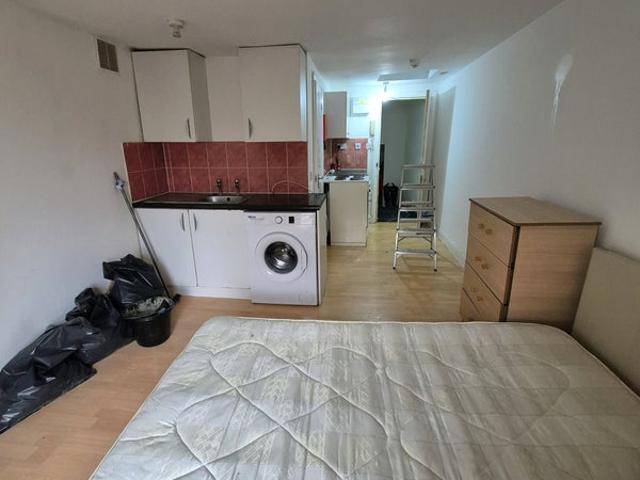 Studio for rent in Harringay, Isle Of Man
