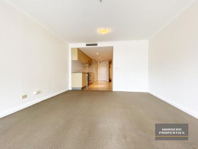 Granny Flat for rent in Willoughby, New South Wales