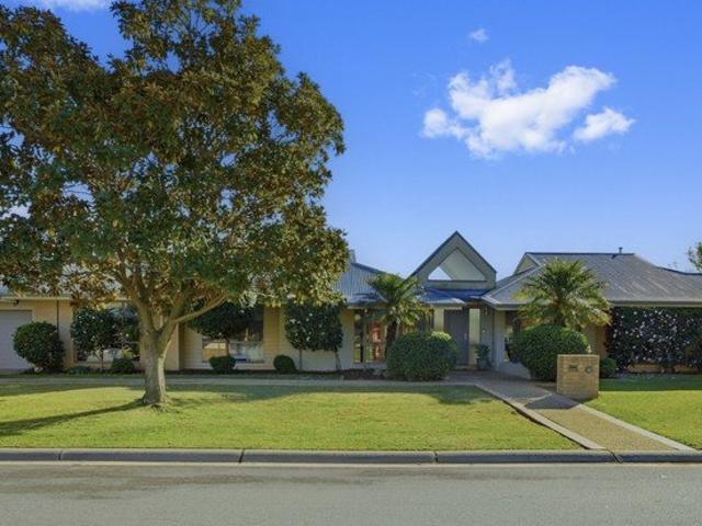 House for sale in Kialla, Victoria