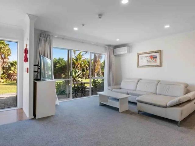 Apartment for rent in Hibiscus Coast, Hibiscus and Bays