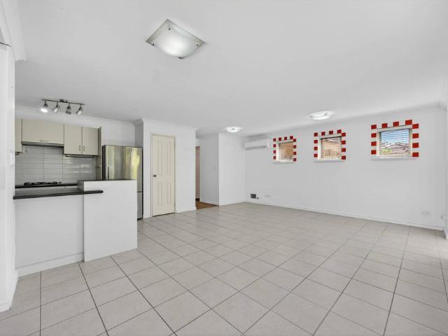 Townhouse for rent in Cambridge, Western Australia