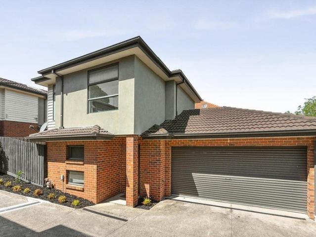 Townhouse for sale in Pascoe Vale, Melbourne