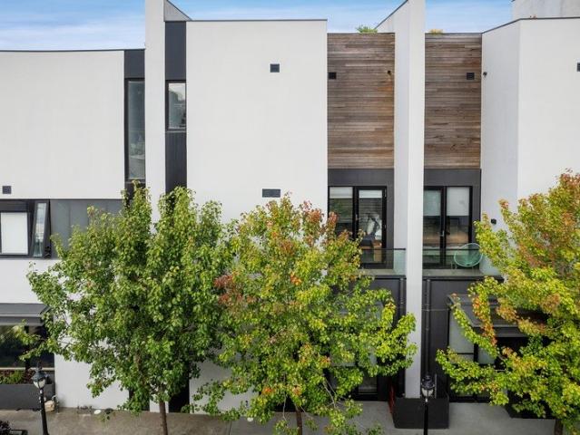 Townhouse for rent in Camerons Creek, Victoria