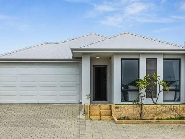 House for rent in Cockburn, Western Australia