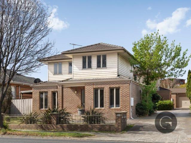 Townhouse for sale in Camerons Creek, Victoria