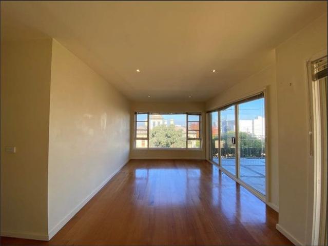 Apartment for rent in Essendon, Melbourne