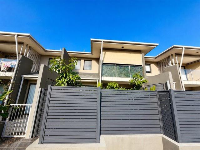 Townhouse for rent in Fernbrook, Queensland