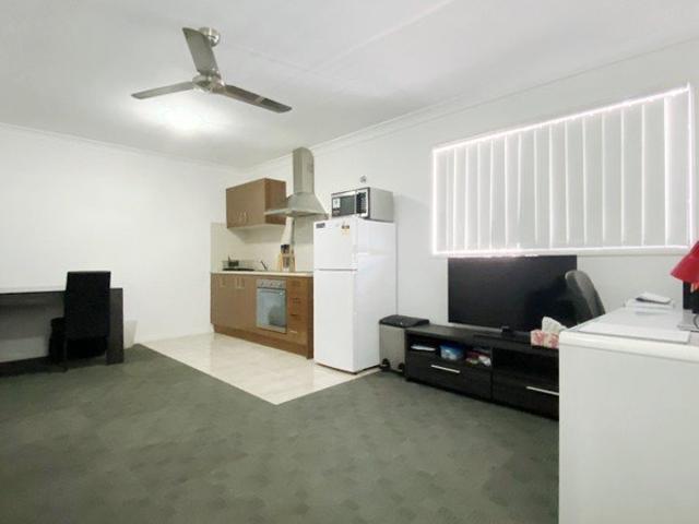 Granny Flat for rent in Toombul, Queensland