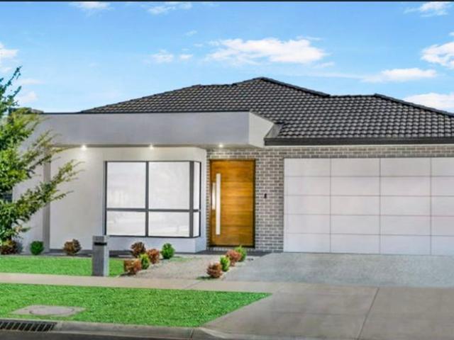 House for sale in Cloverton, Melbourne
