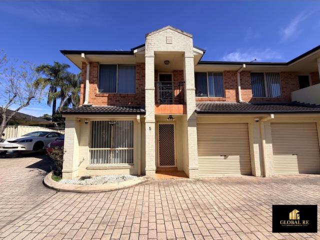 Townhouse for sale in Sydney, New South Wales