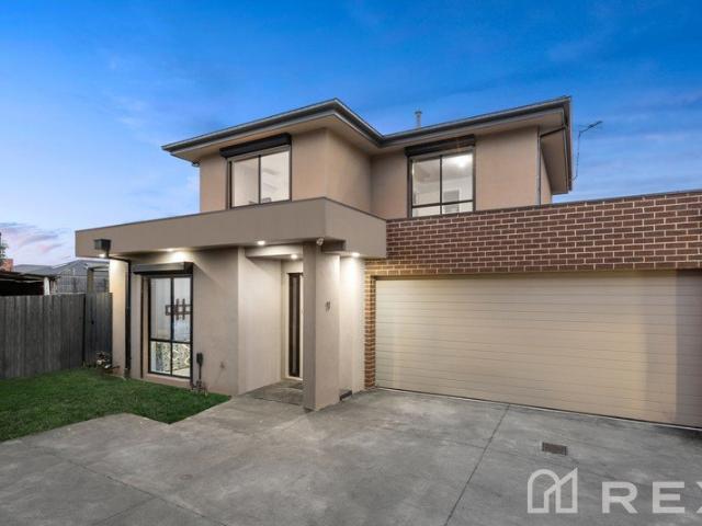 Townhouse for sale in Camerons Creek, Victoria