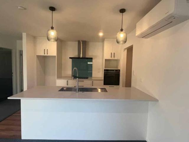 House for rent in Chaslands, Canterbury