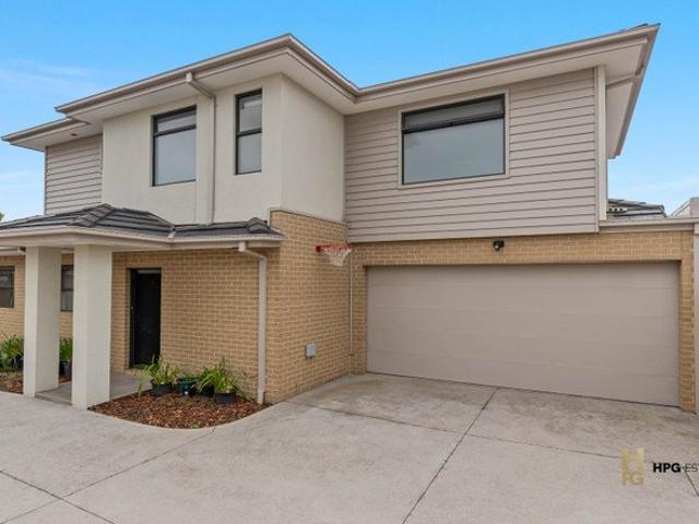 Townhouse for sale in Tullamarine, Melbourne