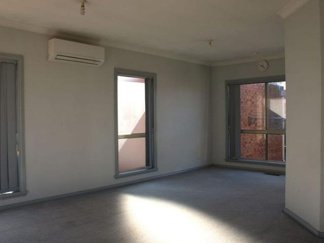 Apartment for rent in Reservoir, Melbourne