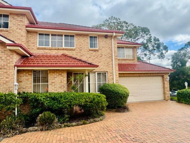 Townhouse for rent in Sydney, New South Wales