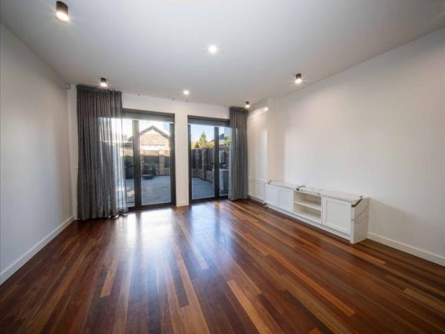 Townhouse for rent in Camerons Creek, Victoria