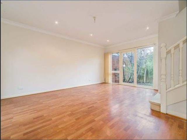 Townhouse for rent in Camerons Creek, Victoria
